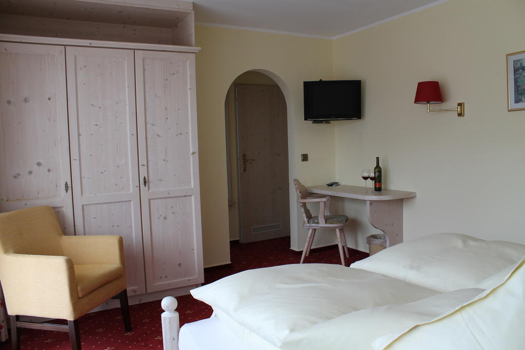 Allgau Landhotel Оберройте Экстерьер фото